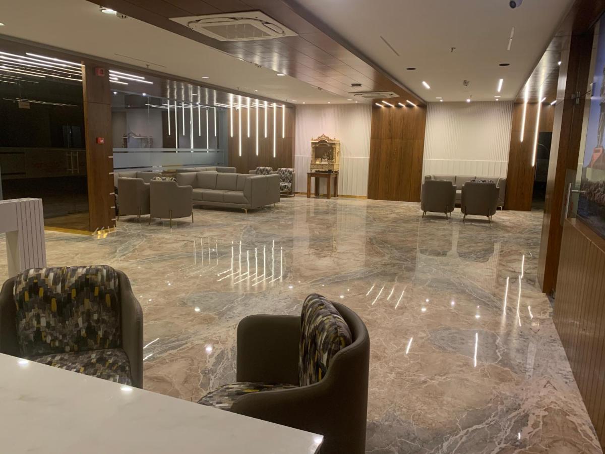 Comfort Inn , Statue Of Unity Kevadia Екстер'єр фото