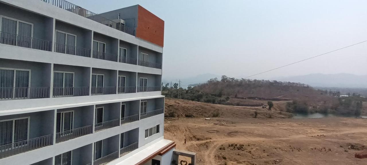 Comfort Inn , Statue Of Unity Kevadia Екстер'єр фото