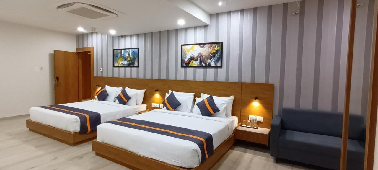 Comfort Inn , Statue Of Unity Kevadia Екстер'єр фото
