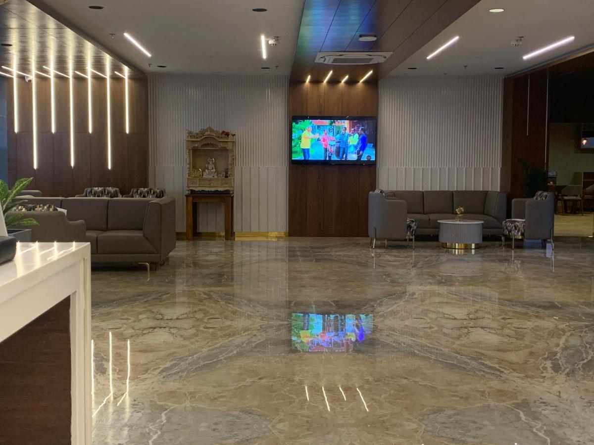 Comfort Inn , Statue Of Unity Kevadia Екстер'єр фото