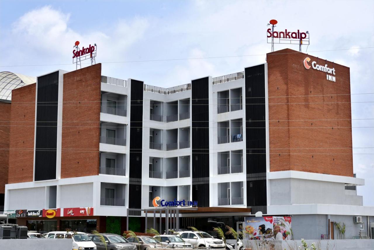 Comfort Inn , Statue Of Unity Kevadia Екстер'єр фото