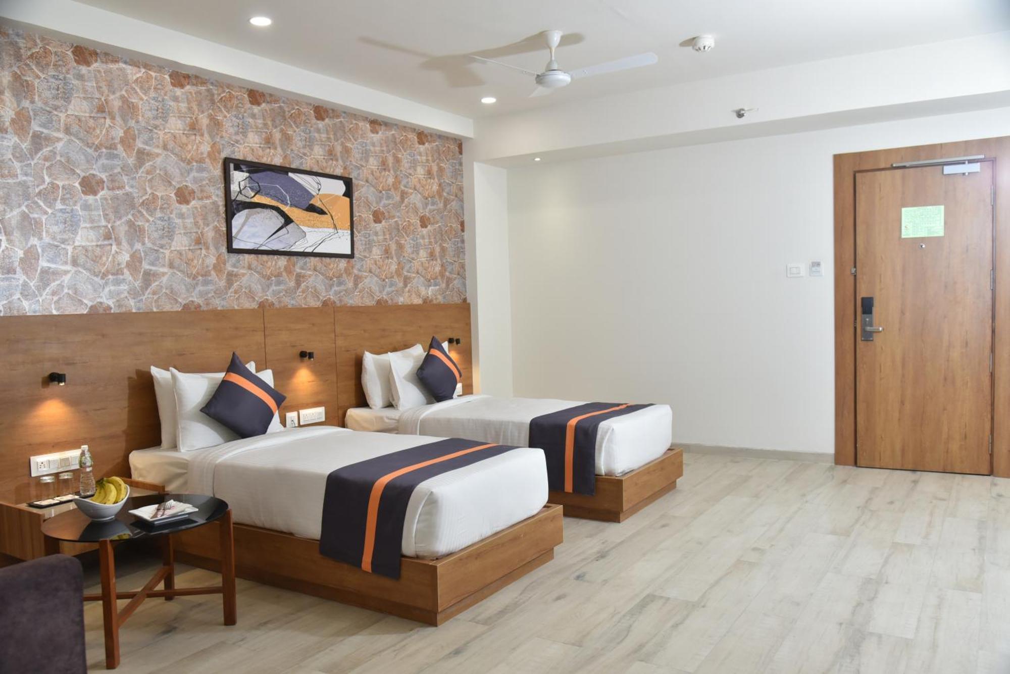 Comfort Inn , Statue Of Unity Kevadia Екстер'єр фото
